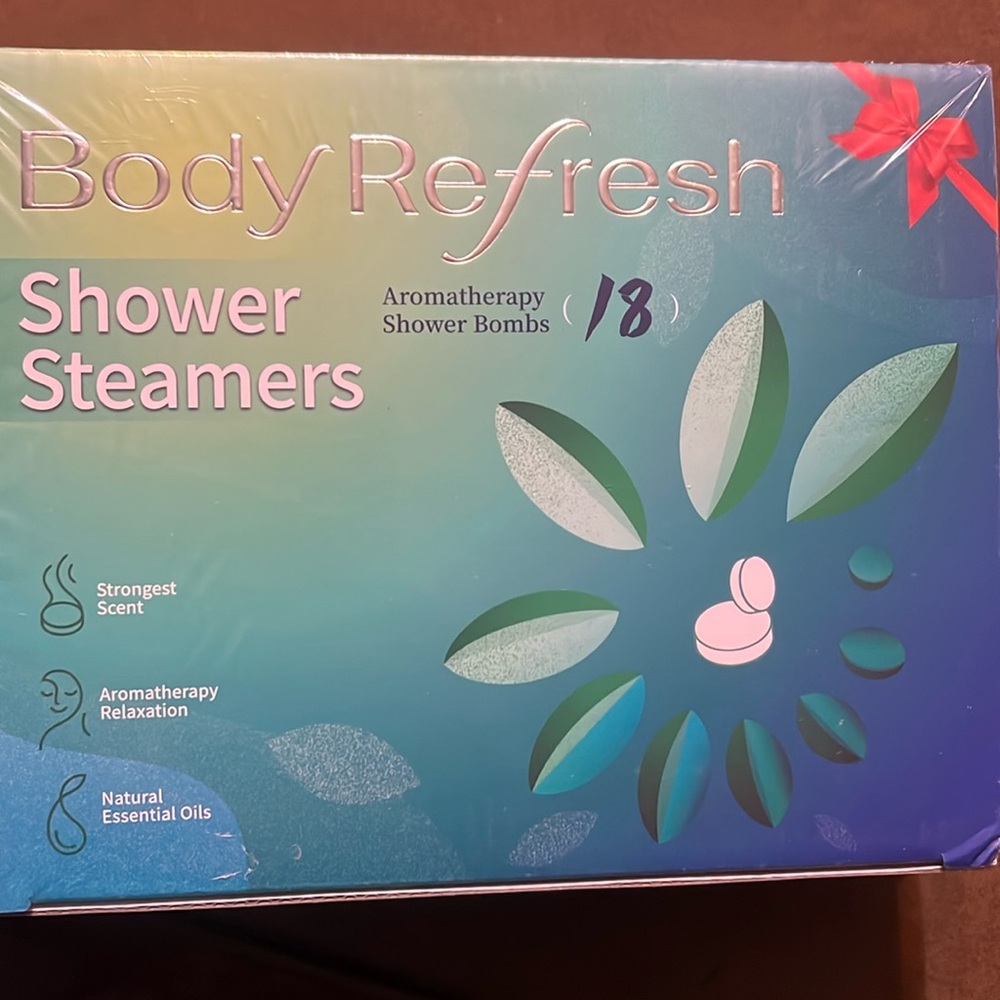 NIB Body Refresh Shower Steamers Aromatherapy Shower Bombs